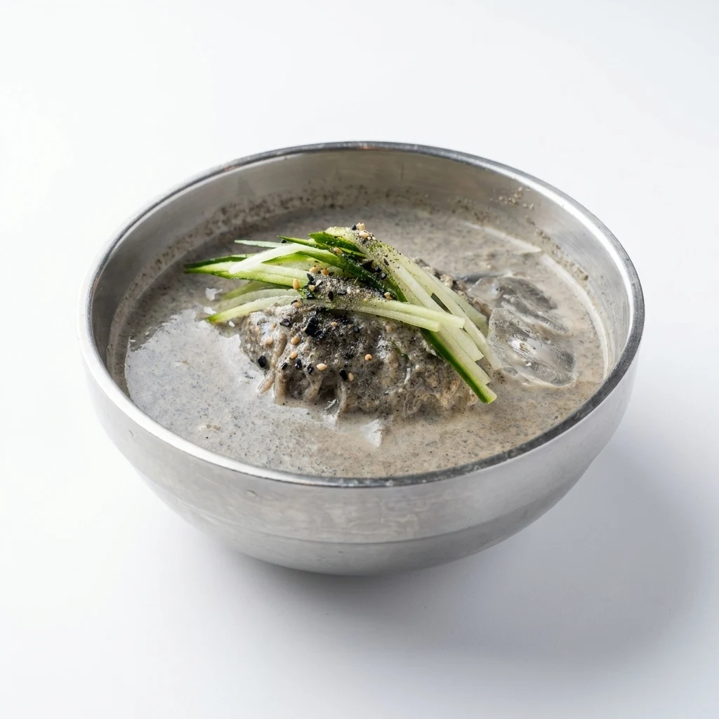 Black Soybean Cold Noodle 검은콩 콩국수